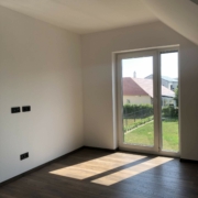 Ikerhaz_Balatonfured_2