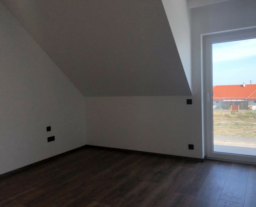 Ikerhaz_Balatonfured_9